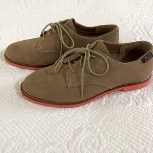 EUC Bass Oxfords Shoes Tan women’s 7